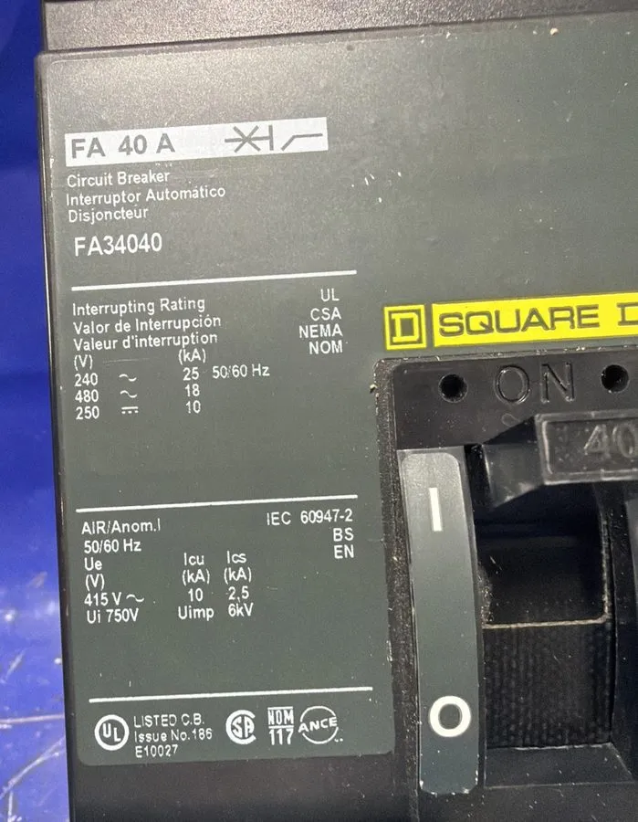 Автоматический выключатель SQUARE D FA34040 FA I-LINE 3 POLE 40 AMP 480v BLACK C