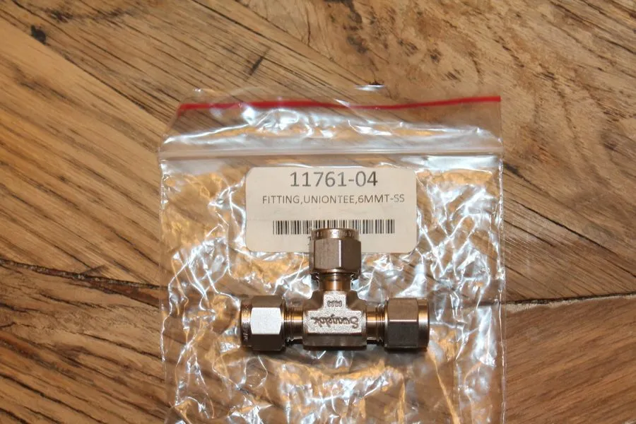Фитинг Swagelok SS-6M0-3 Stainless Steel Swagelok Tube Fitting FNSP