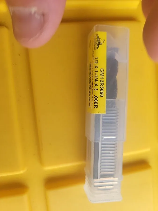 Режущий инструмент Gorilla Mill 10184 GM12R5060 1/2" Carbide .060" Corner Radius