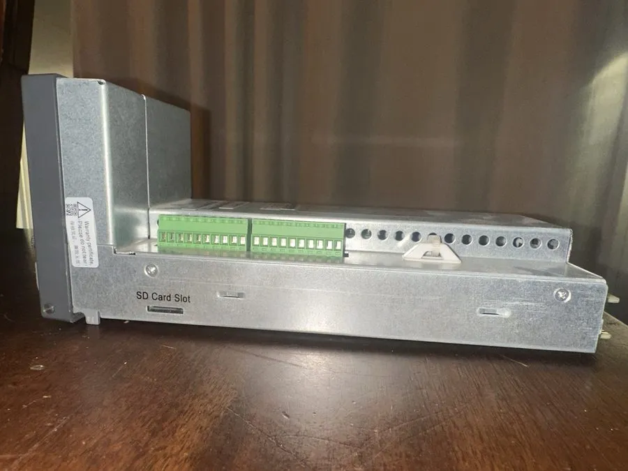 Контроллер Vertiv NetSure M830D NCU Controller 1M830DNA559478 NetSure 512 Teleco — фото лота 1