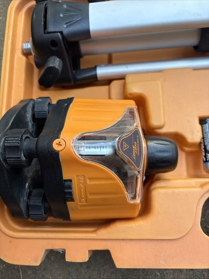 Нивелир Hot Shot Rotary Laser Level Kit (40-0917)