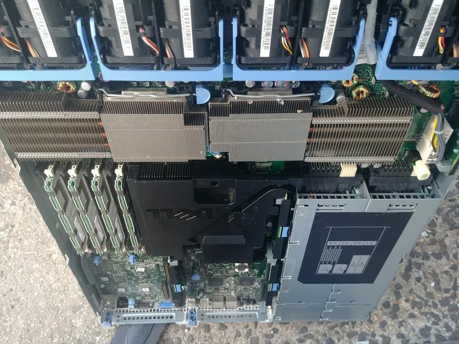 Сервер Dell PowerEdge 2950 Rackmount Server Intel Xeon E5405 2.00Ghz 32GB DDR2 N