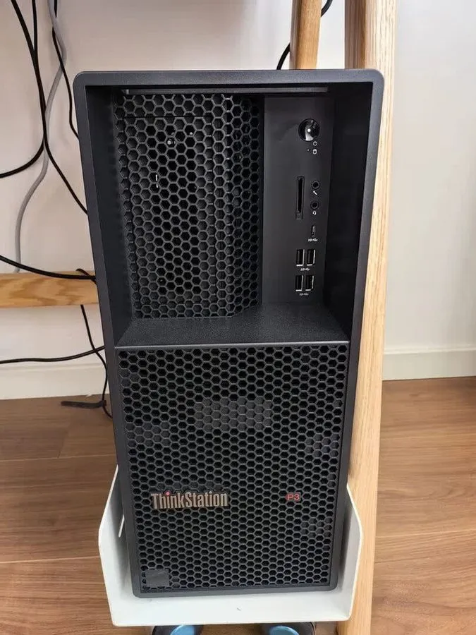 Модуль памяти Lenovo ThinkStation P3 i5-14500 16gb DDR5 Ram 512gb SSD W11P Works