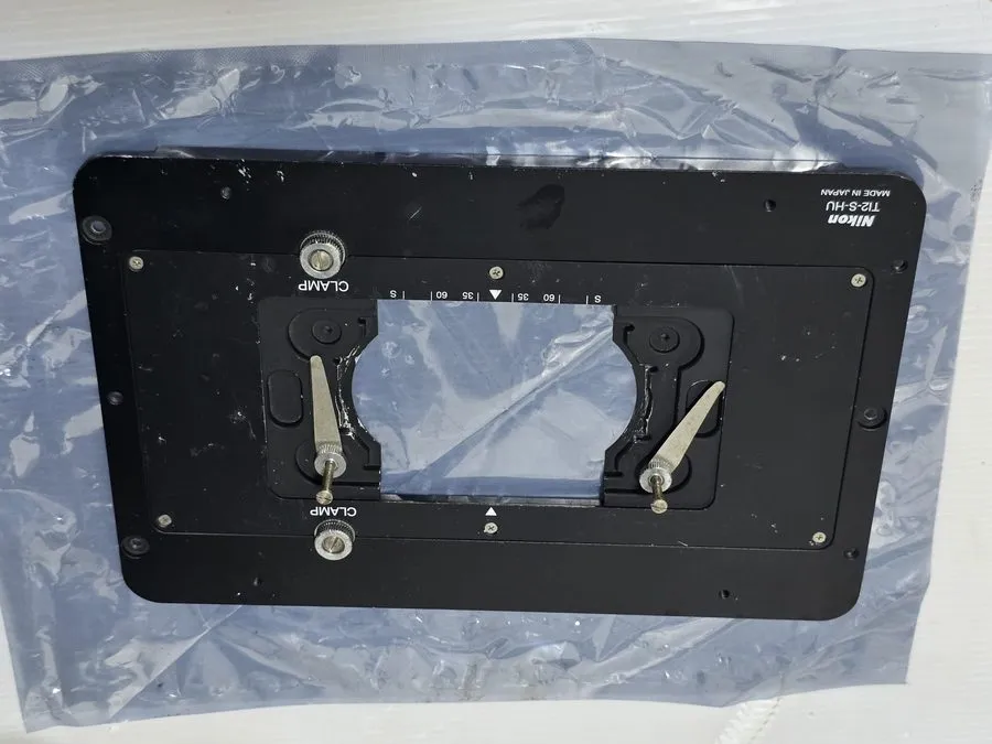 Микроскоп Nikon TI2-S-HU Universal Holder Stage Insert