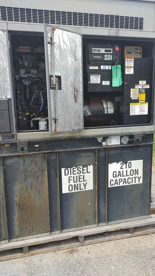 Дизель-генератор Generac 48KW 120/240V 1PH Diesel Generator Model 14687340100 46 — фото лота 1
