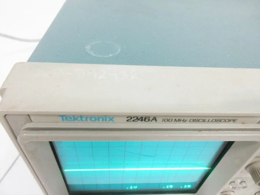 Осциллограф Tektronix 2246A 100MHz Oscilloscope Calibrated
