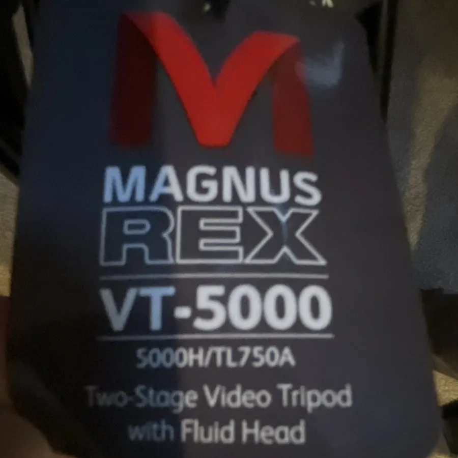 Фотокамера Magnus Rex VT-5000 Two-Stage Tripod with Fluid Head — фото лота 1
