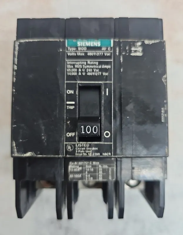 Автоматический выключатель Siemens BQD BQD3100 3 Pole 100 Amp 480V Circuit Break — фото лота 1