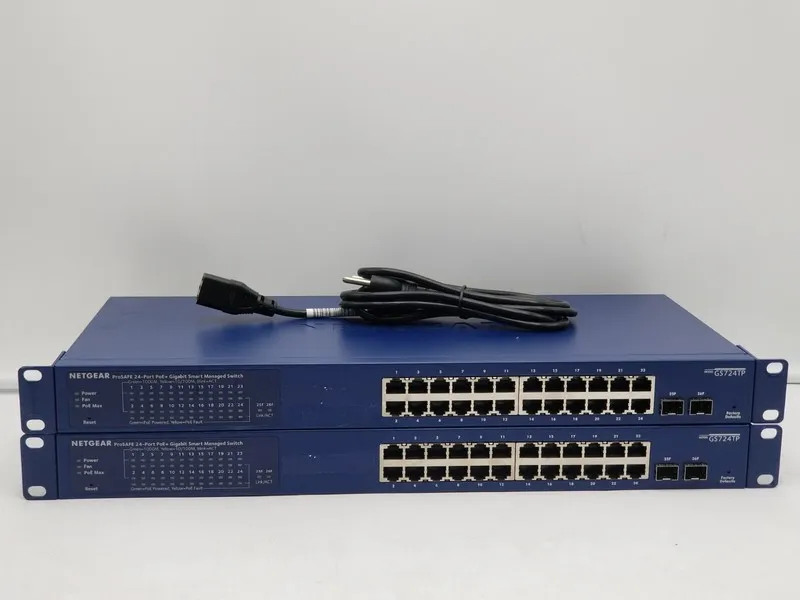 Коммутатор NETGEAR GS724TPv2 ProSAFE 24-port PoE+ Smart Managed Switch AND 2 SFP