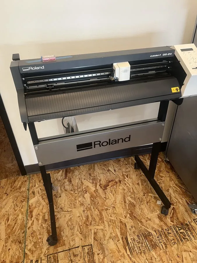 Режущий плоттер Roland CAMM-1 SERVO GX-24 24-Inch Professional Desktop Vinyl Cut