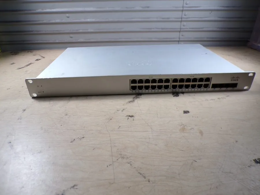 Коммутатор CISCO MERAKI MS220-24P SWITCH