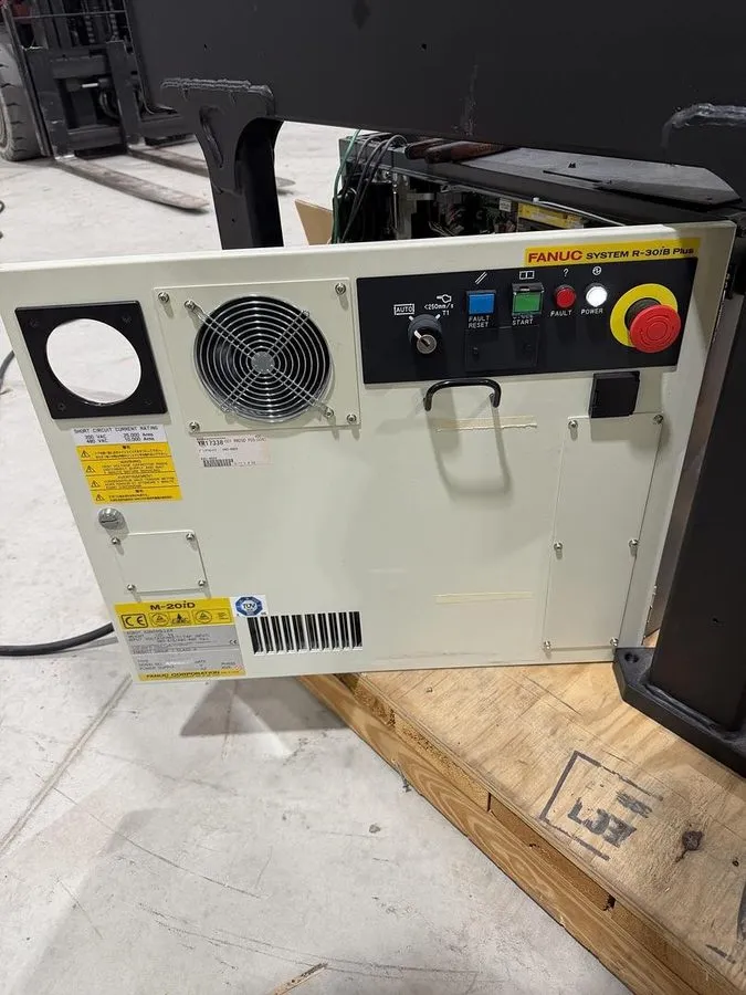 Робот FANUC M-20iD/35 Robot, R-30iB Plus Control, Un- 2022 — фото лота 2
