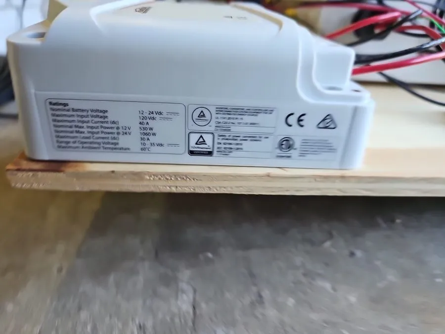 Аккумулятор Morningstar PS-MPPT-40 ProStar MPPT 40A Solar Charge Controller with — фото лота 2