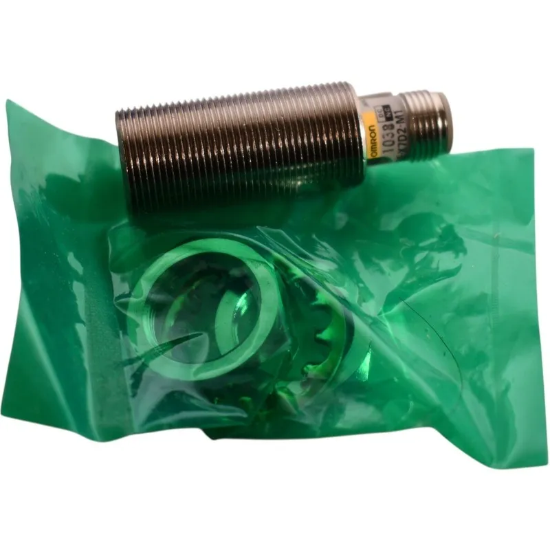 Датчик приближения Omron E2E-X7D2-M1 Proximity Sensor 7mm