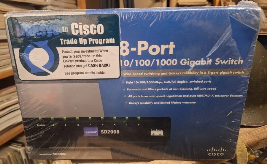 Коммутатор Cisco 8 Port 10/100/1000 Gigabit Ethernet Switch SD2008