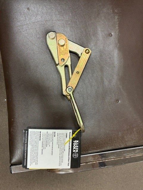 Инструмент ВОЛС KLEIN TOOLS 1613-30 Cable Pulling Jaw Grip,1500 lb Max,0.2in 2DG