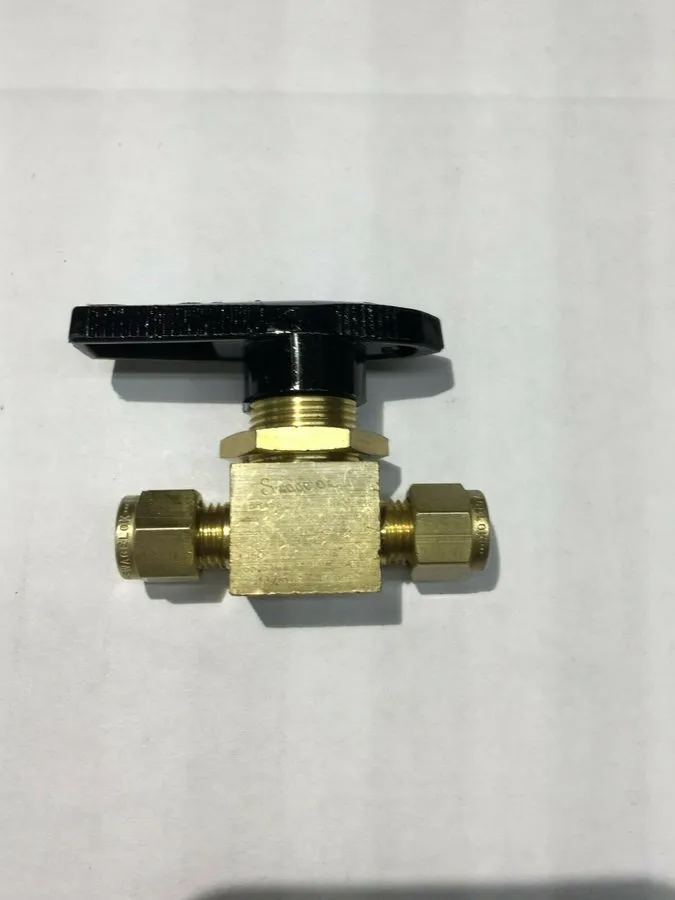 Клапан swagelok lever B-43S4 3000 PSI 1/4” LEVER VALVE