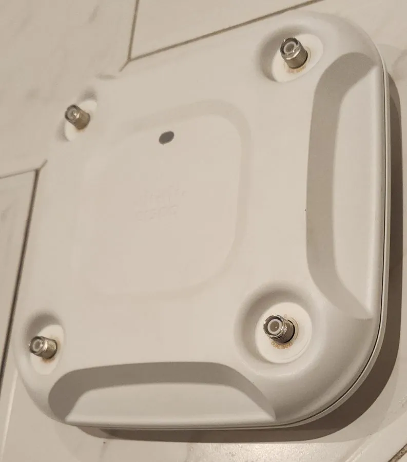 Точка доступа Wi-Fi Cisco AIR-CAP3702E-Z-K9, Access Point — фото лота 1
