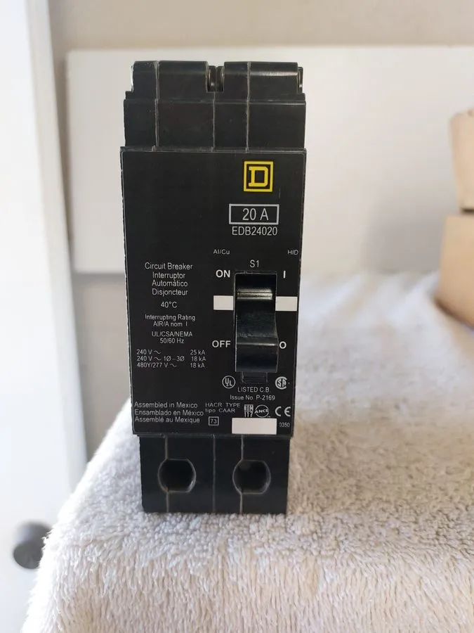 Автоматический выключатель SQUARE D EDB24020 EDB 20 AMP 2P 480V BOLT ON CIRCUIT