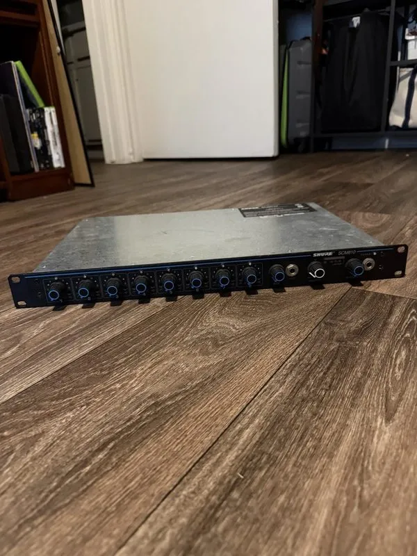 Микрофон Shure SCM810 8-Channel Automatic Microphone Mixer ( )