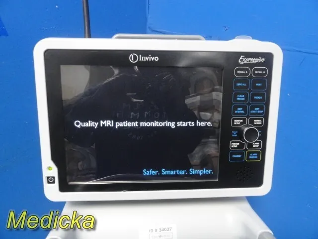 Монитор пациента 2012 Philips Model 865214 Invivo Expression MRI Monitor W/ AC A