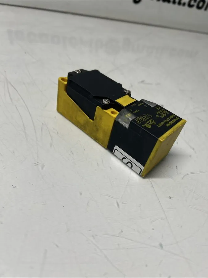 Датчик приближения TURCK NI40U-CP40-VP4X2 PROXIMITY SWITCH SENSOR 10-65VDC UNMP — фото лота 3