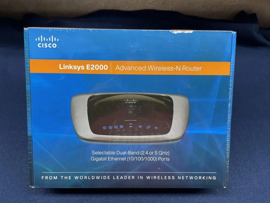 Маршрутизатор Cisco Linksys E2000 Wireless N Router 300 Mbps 4-Port Gigabit