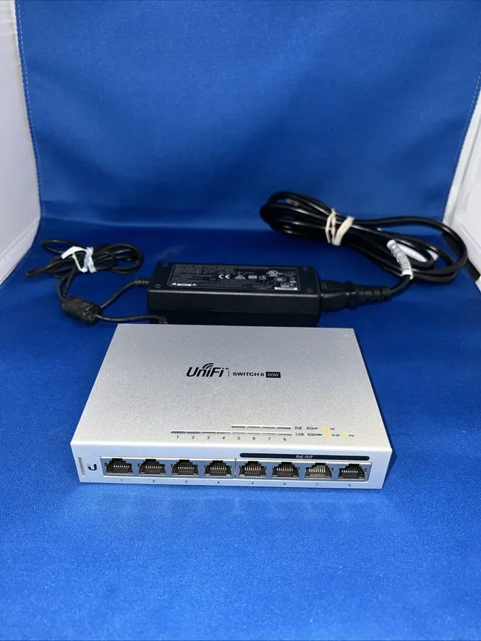 Коммутатор US-8-60W Unifi 8-Port Gigabit Poe Compliant Managed Switch