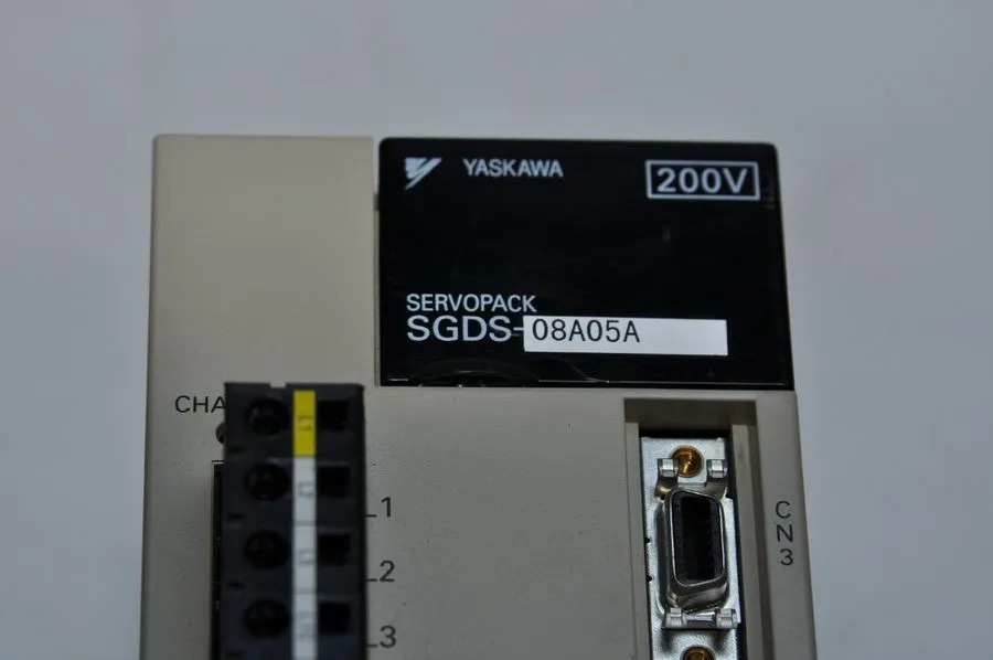 Сервопривод YASKAWA SGDS-08A05A Servopack 750W DRV-I-4926=9T00