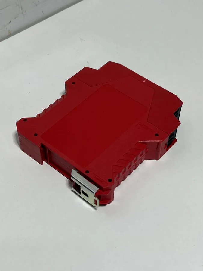 Реле безопасности Allen Bradley MSR132EDP 440R-E23159 GuardMaster Safety Relay — фото лота 2