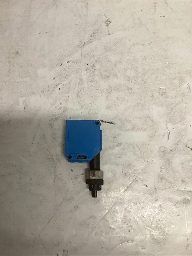 Фотоэлектрический датчик SICK WE12-3P2431 PHOTOELECTRIC SENSOR 10-30VDC VISIBLE  — фото лота 3
