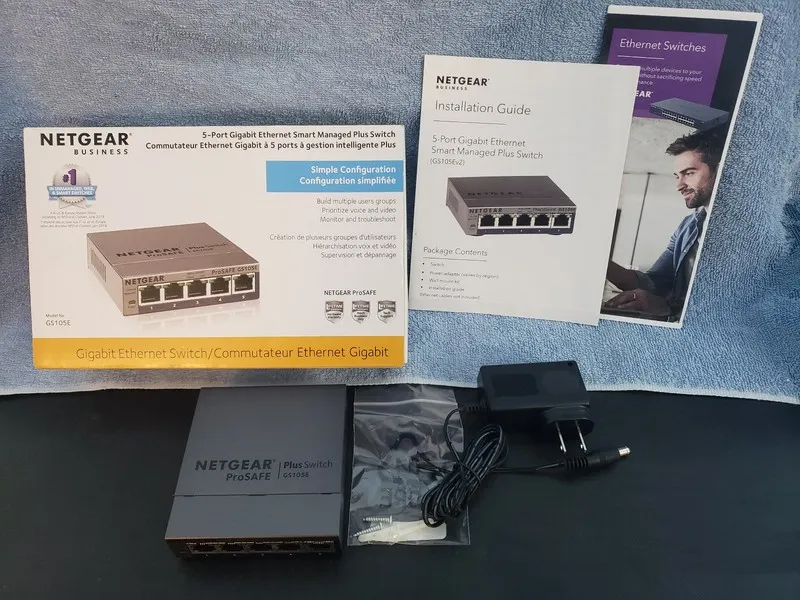 Коммутатор NETGEAR ProSAFE GS105E-200NAS 5 Port Gigabit Smart Managed Plus Switc — фото лота 1