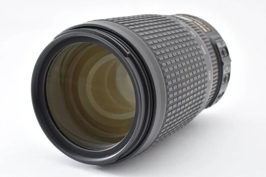 Объектив Nikon Lens AF-S DX NIKKOR 55-300mm f 4.5-5.6G ED VR
