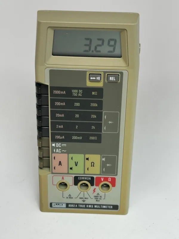 Мультиметр Vintage FLUKE 8062A 4 ½ Digit Multimeter with True RMS