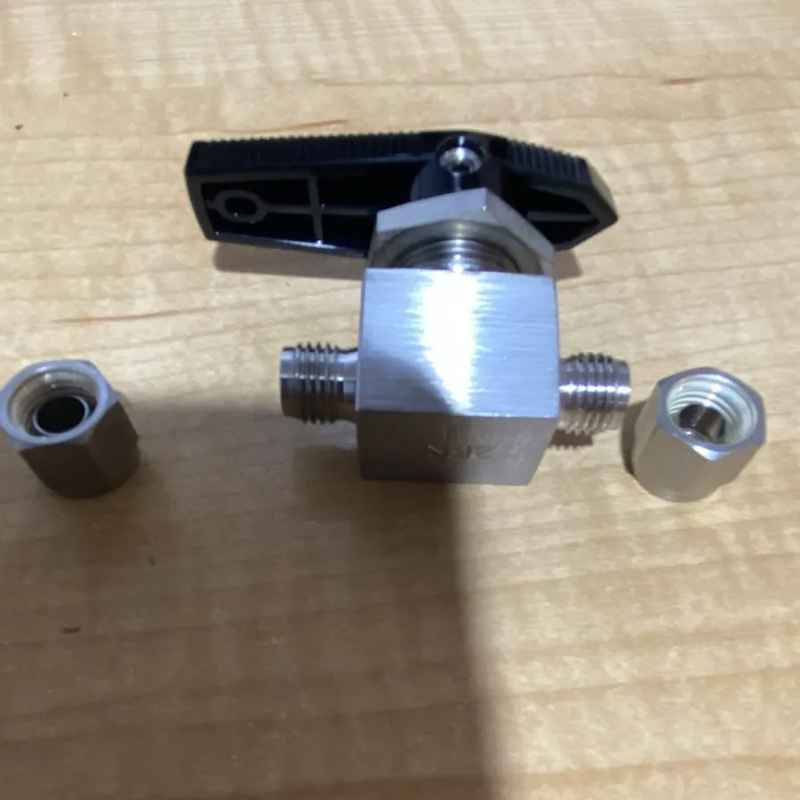 Клапан Swagelok SS-1GS4 Stainless Steel Toggle Valve Box of 3 FNOB — фото лота 2