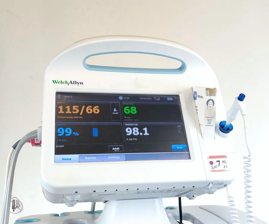 Монитор пациента Welch Allyn Connex Vital Sign Monitor 6000 Series 68MXTX, Compl — фото лота 2