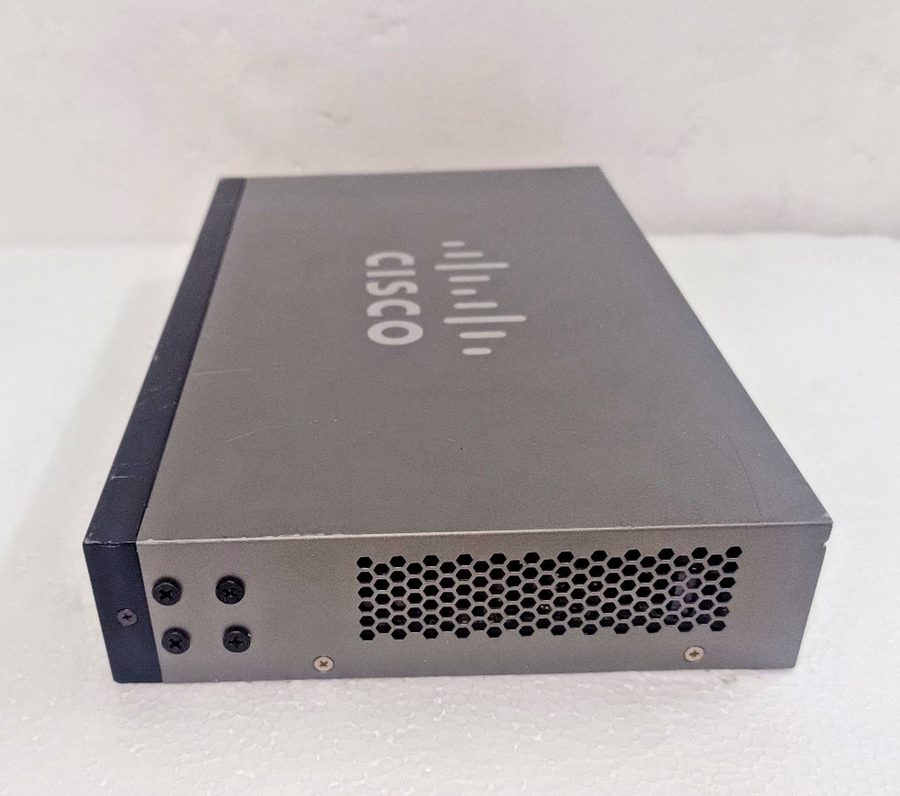 Фото лота RV345P-K9-G5 от продавца №43211