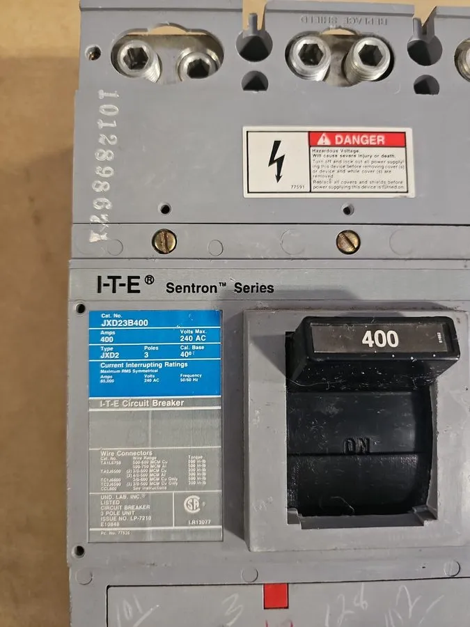 Автоматический выключатель ITE/SIEMENS SENTRON SERIES CIRCUIT BREAKER JXD23B400