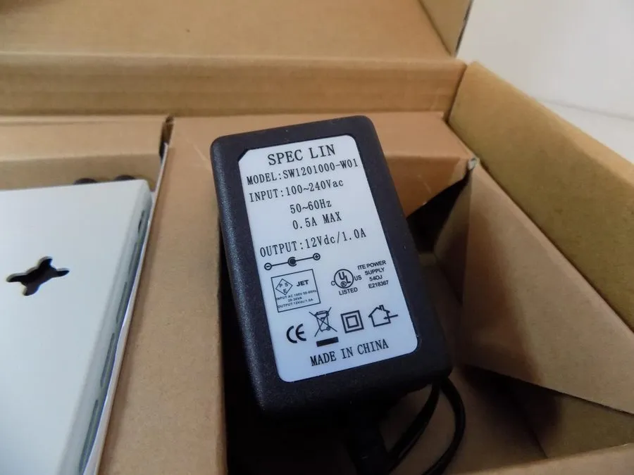 Медиаконвертер RJ45 to ST Fiber 10/100Mbps Media Converter ET90110ST StarTech 9V