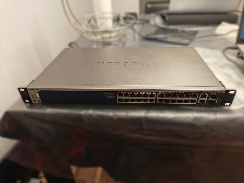 Коммутатор Netgear S3300-28X-PoE+ GS728TXP 28-Port Gigabit Ethernet Switch SFP+ 