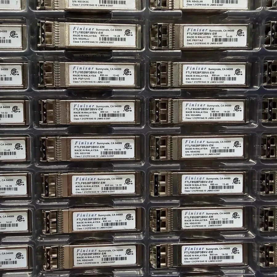 Трансивер Lot 4 Finisar FTLF8528P3BNV-EM 8Gb FC SFP+ SR Transceiver 850nm LC MMF