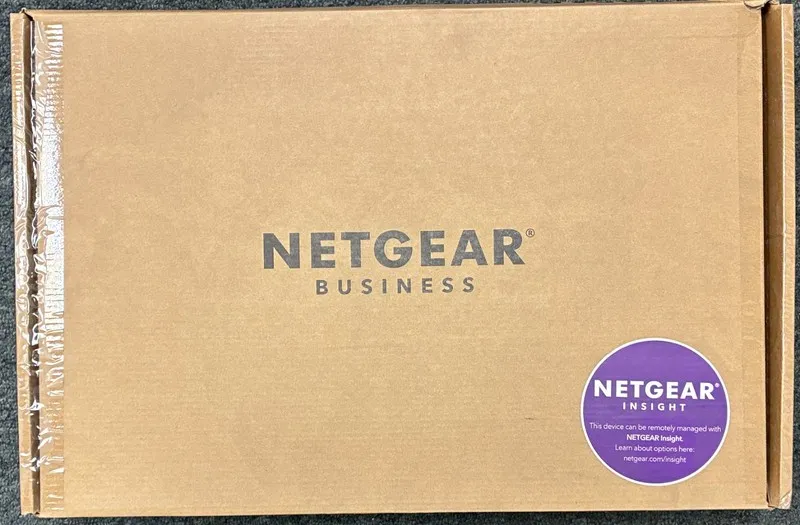 Коммутатор Netgear GS724TP-300NAS 24 Port PoE SFP Gigabit Ethernet Smart Managab