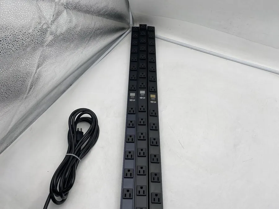 Блок розеток PDU Tripp Lite By Eaton Master-Power Pdumv15 Pdu Metered 1.4Kw 120V