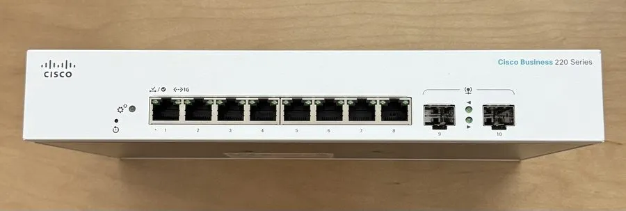 Коммутатор Cisco CBS220-8T-E-2G-NA Business CBS220-8T-E-2G Ethernet Switch