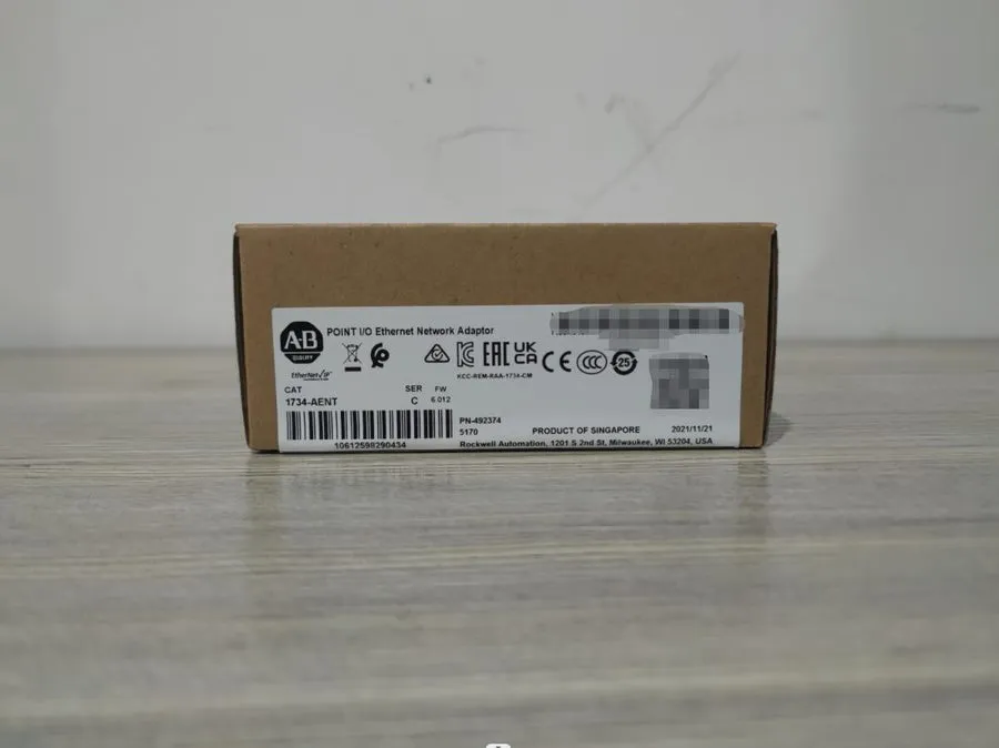 Модуль ввода-вывода Allen-Bradley 1734-AENT / C POINT I/O Ethernet Network Adapt