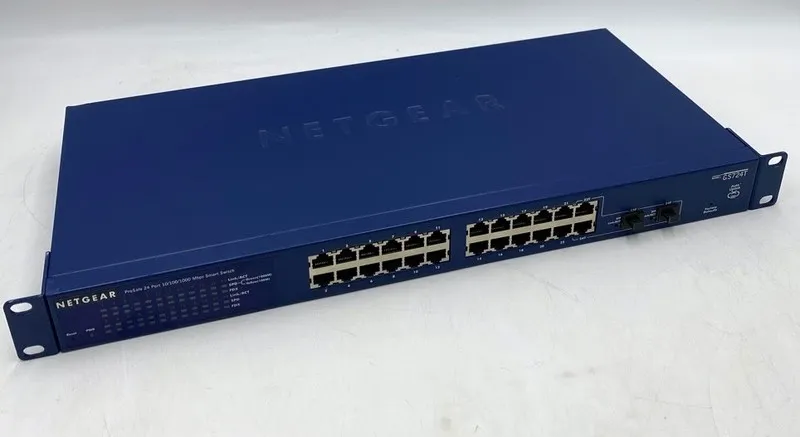 Коммутатор NetGear ProSafe 24-Port Gigabit Network Smart Switch GS724Tv2