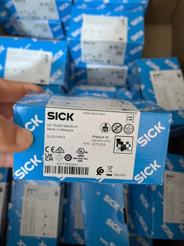 Фотоэлектрический датчик SICK GL10-F4551 photoelectric sensor 1071153
