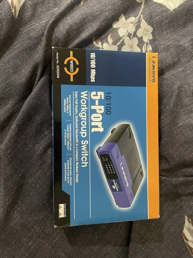 Коммутатор Linksys EtherFast (EZXS55W) 5-Ports External Switch