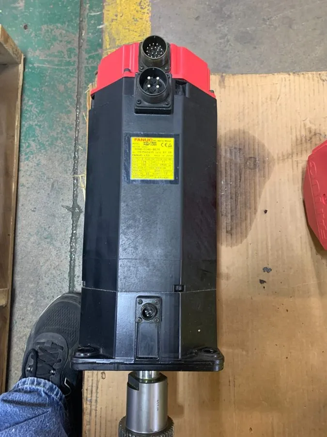 Серводвигатель Fanuc A06B-0146-B675 AC Servo Motor A22/1500 3.0 kW 3PH