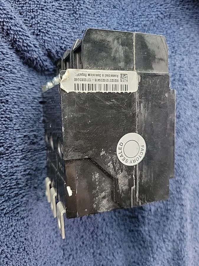 Автоматический выключатель EATON WESTINGHOUSE GHB3060 3 POLE 60 AMP 480v CIRCUIT — фото лота 3